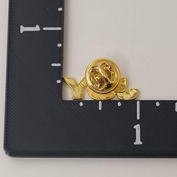 Sarah Coventry JOY Gold Tone Lapel Pin Vintage Holiday Word Brooch - Picture 6 of 6